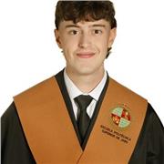 Soy una persona que busca explicar las cosas de manera sencilla. Me comunico mejor con adolescentes y adultos.